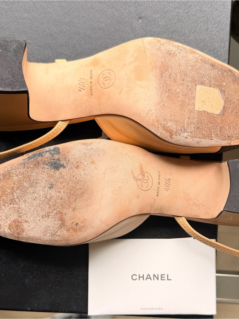 Chanel Interlocking CC Logo Goat Leather Slingback Pumps Sz 40.5 Black & Beige - Picture 5 of 5